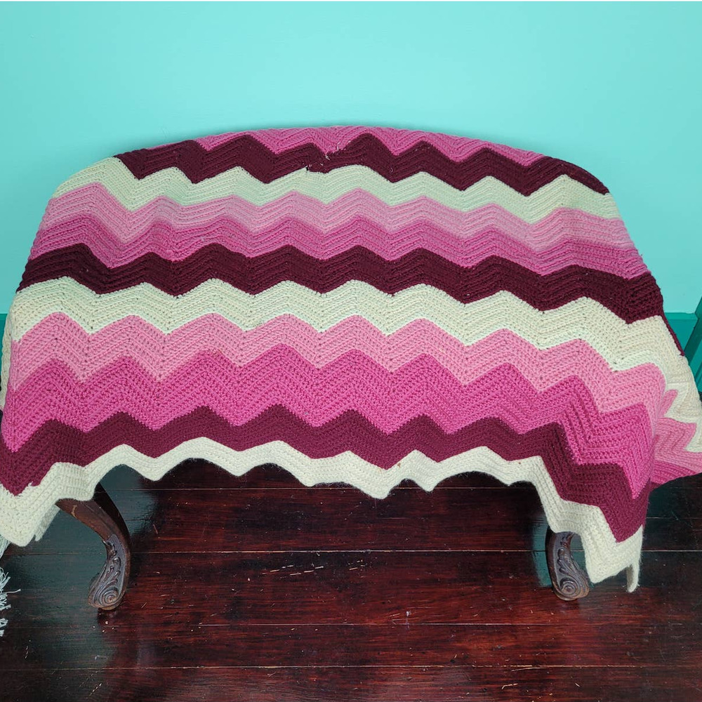 Vintage Knit Crochet Pink Cream Maroon Granny Throw Blanket Afghan 48 x 43